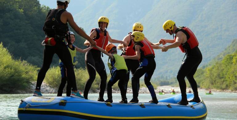 Családi rafting